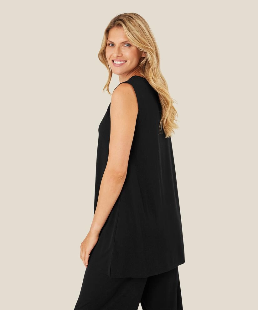 Non Restrictive Fit HighDensity Weave 1006691 MaElta Basic Top - Black