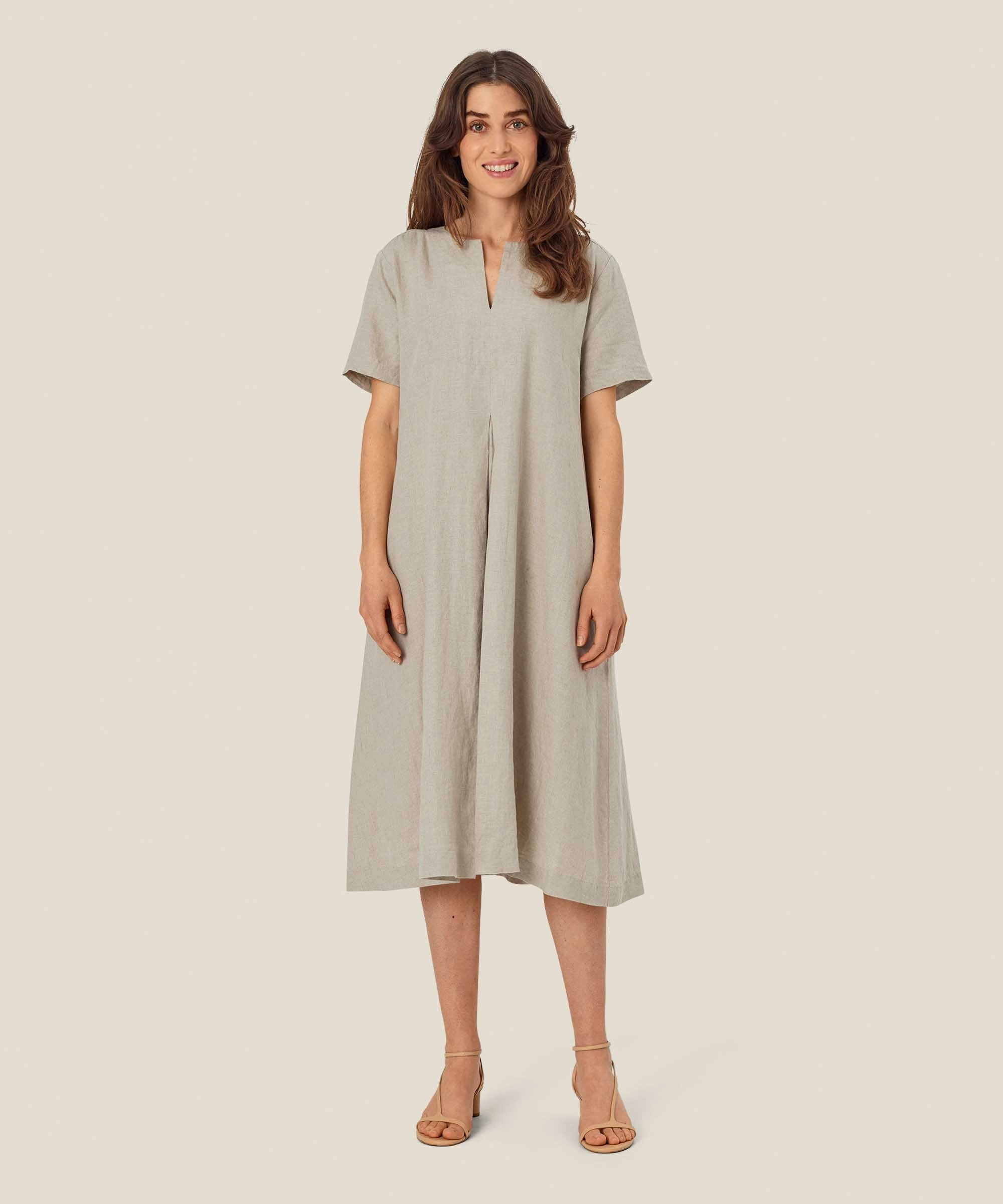 1010857 MaNipani Dress - Natural Mature Glam