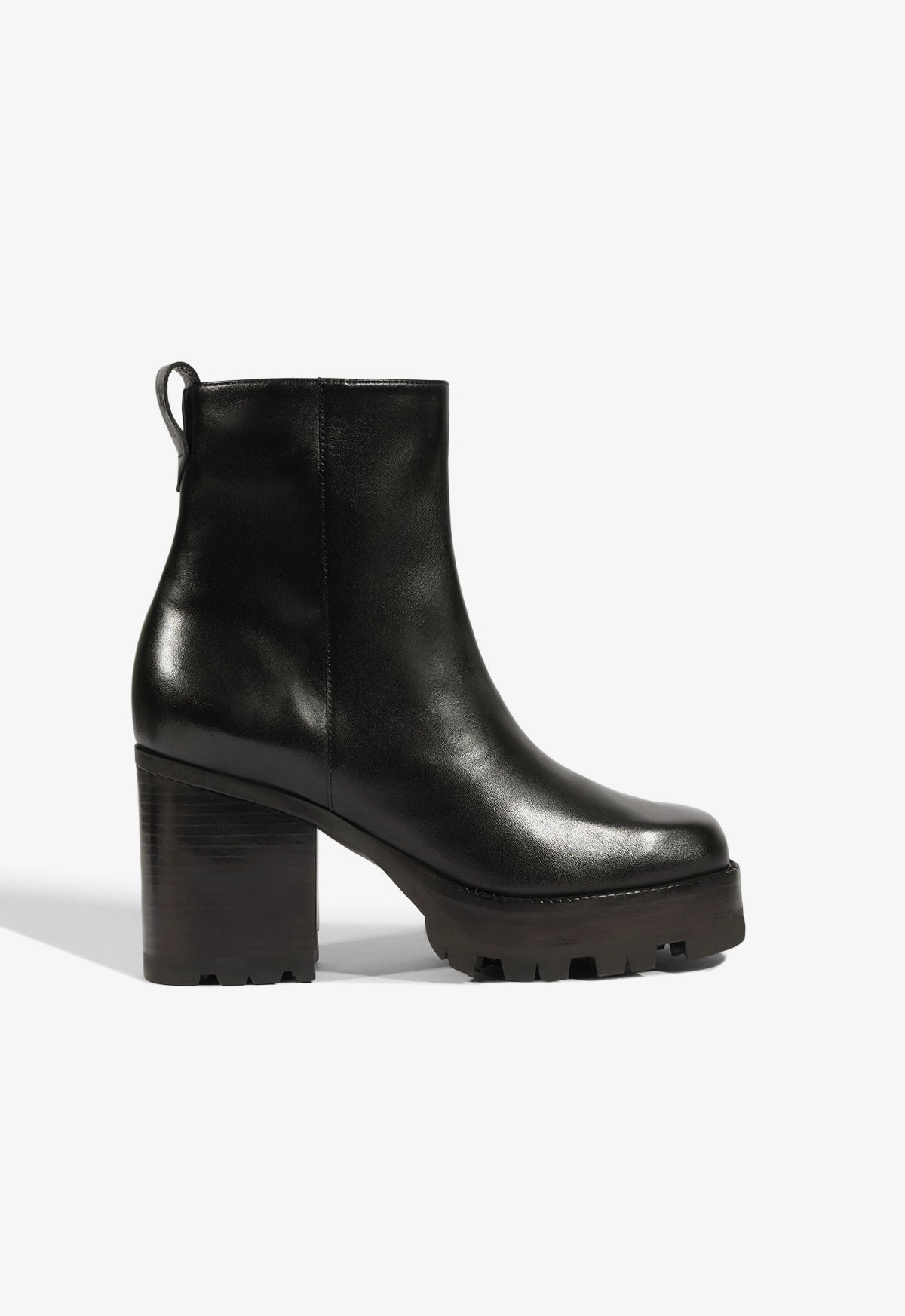 240 Leather Bootie SlipResistant Insulated Fit