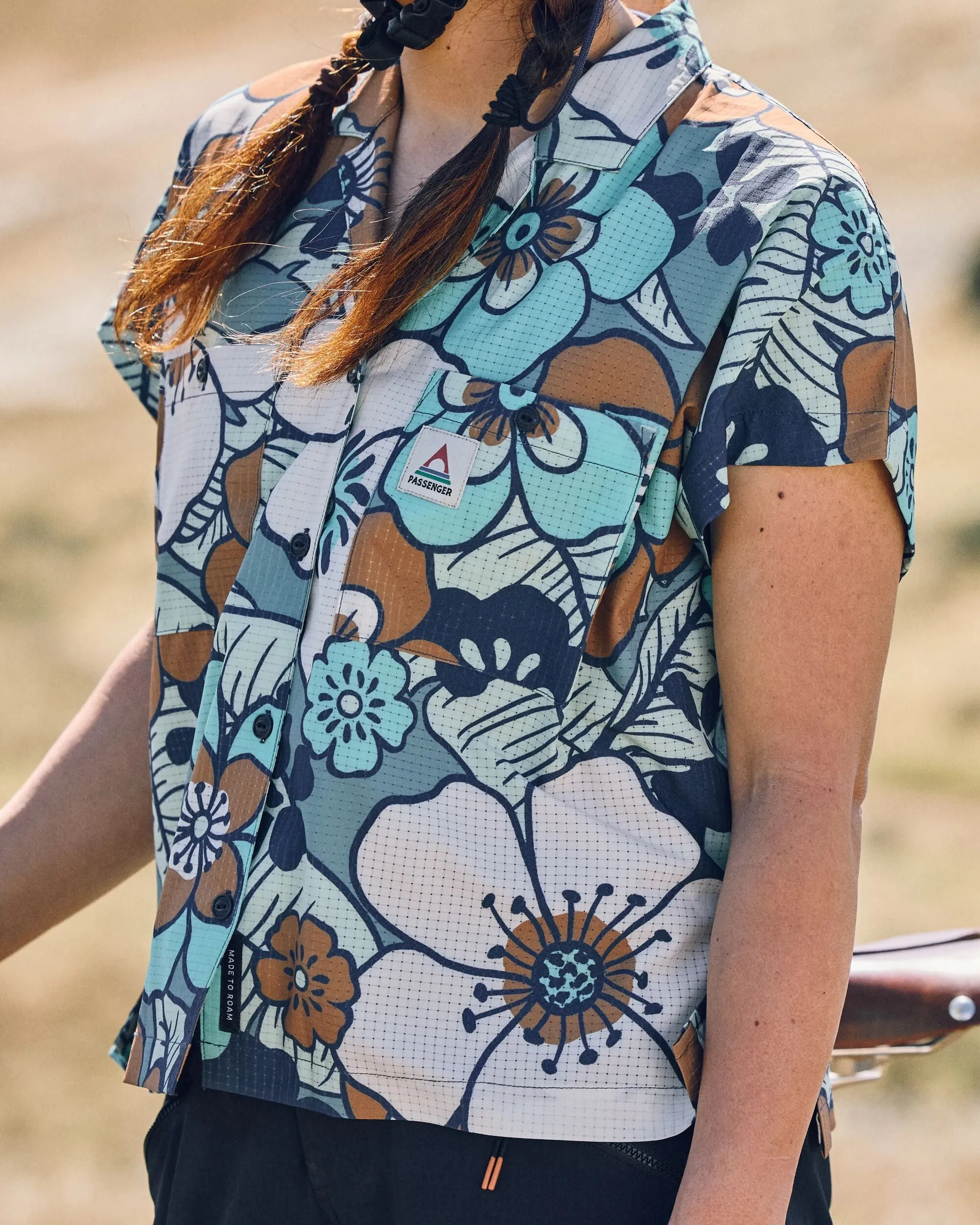 365 Recycled Active Boxy Shirt - Vintage Floral Aqua Retro Vibe Graphic Art