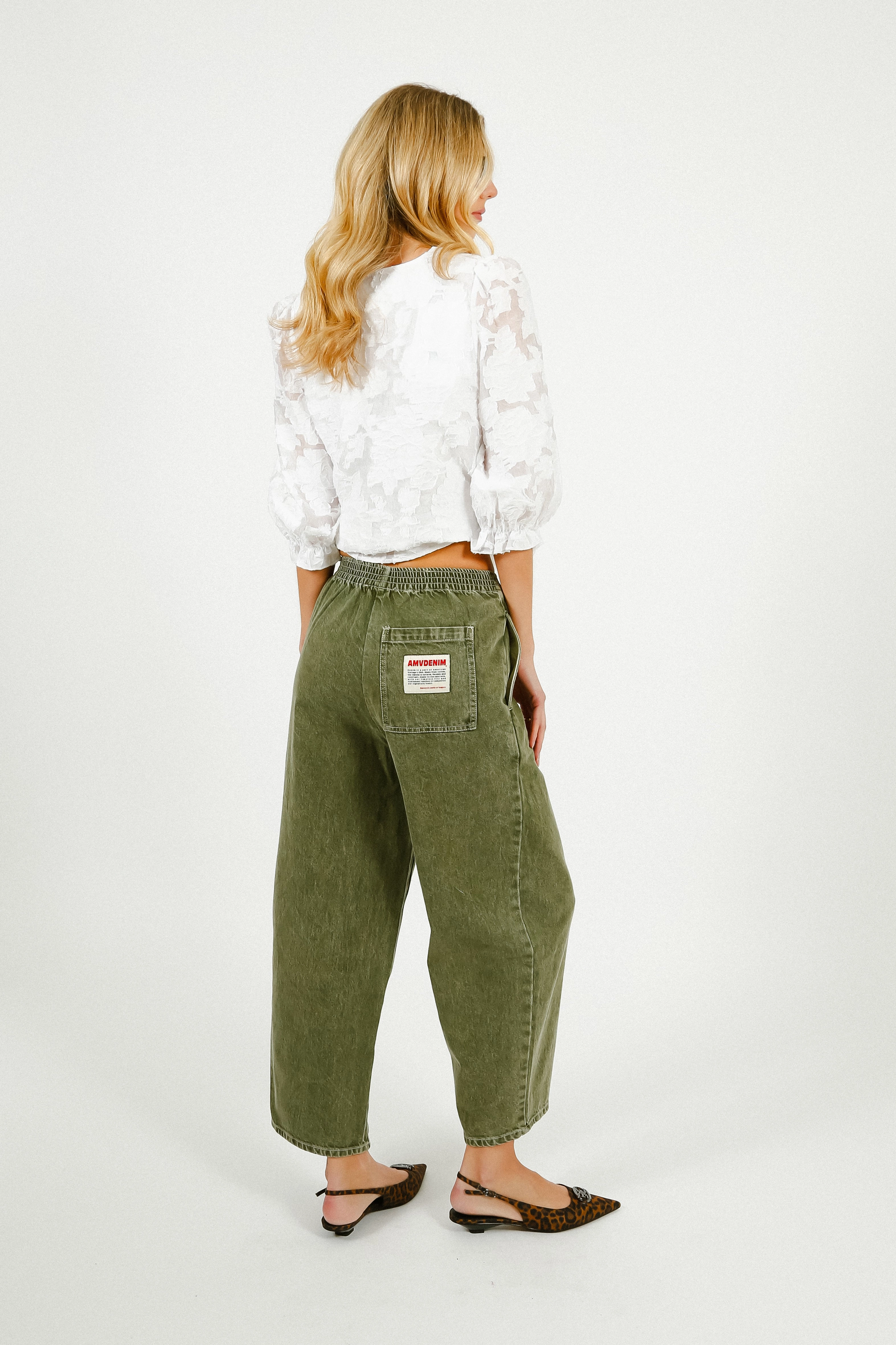 Essential Wearable Stain Repellent Coating American Vintage Uzatown Trousers in Olive