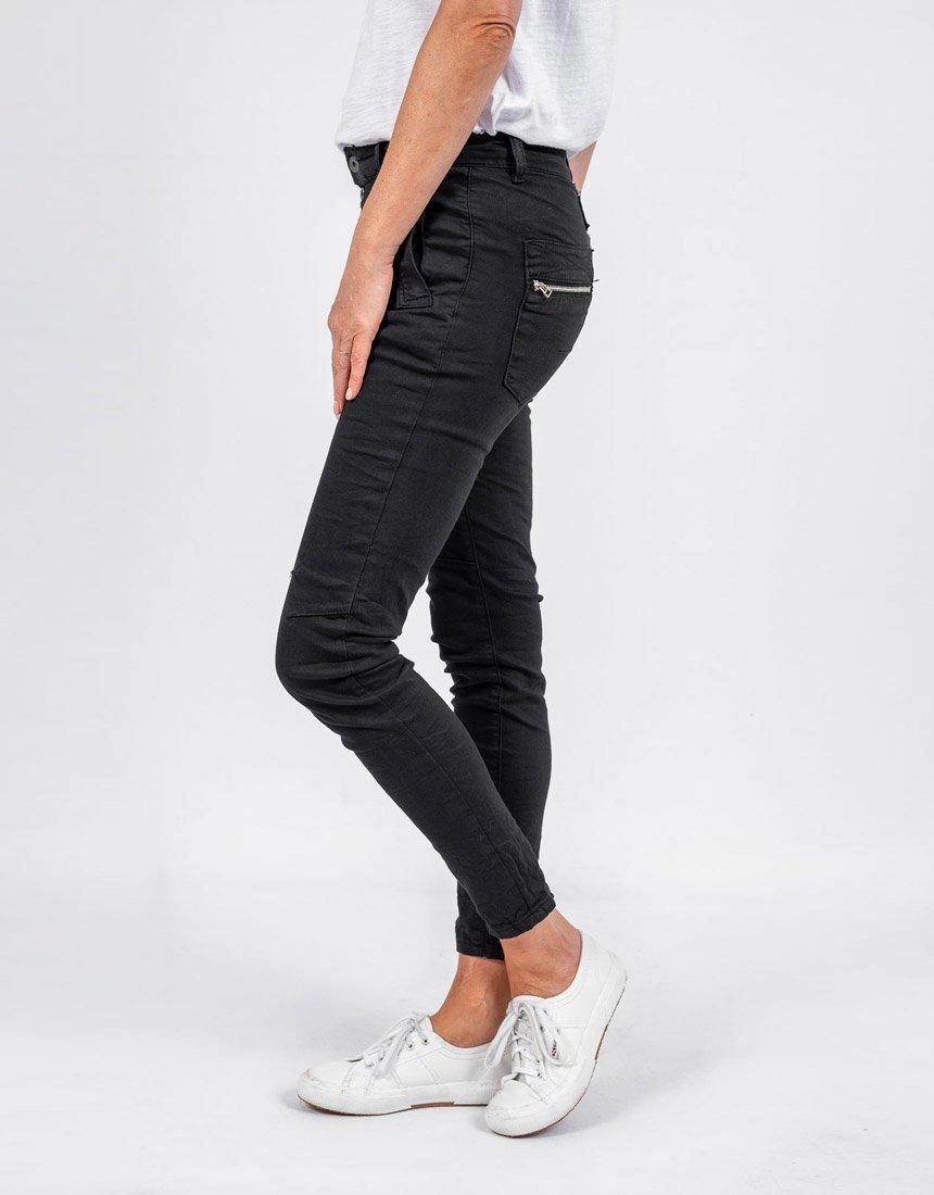Traveler Gear Morning Stroll Italian Star Jeans - Black