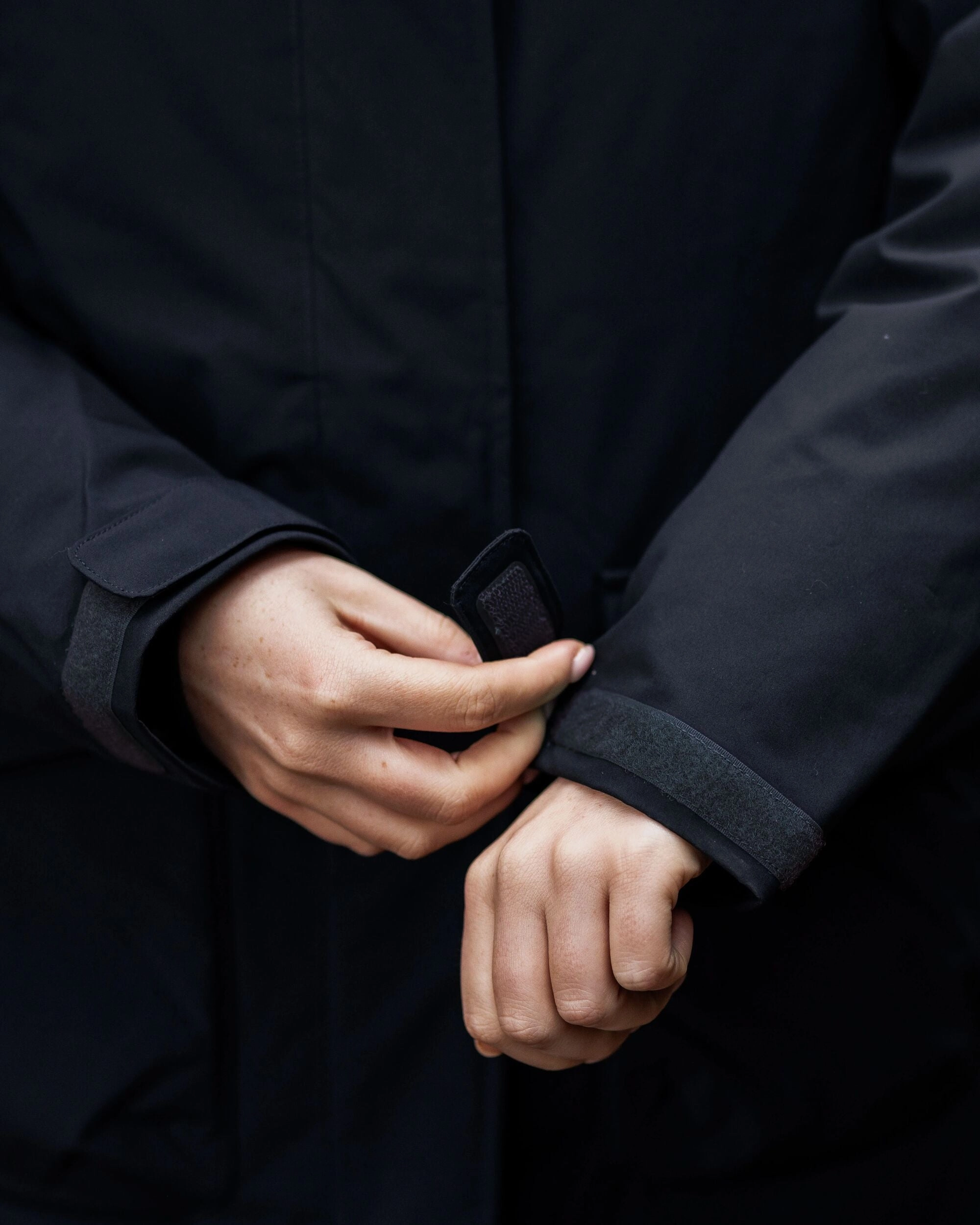 Sleek Layer Look Taped Edges Alaska Recycled Insulated Parka - Black