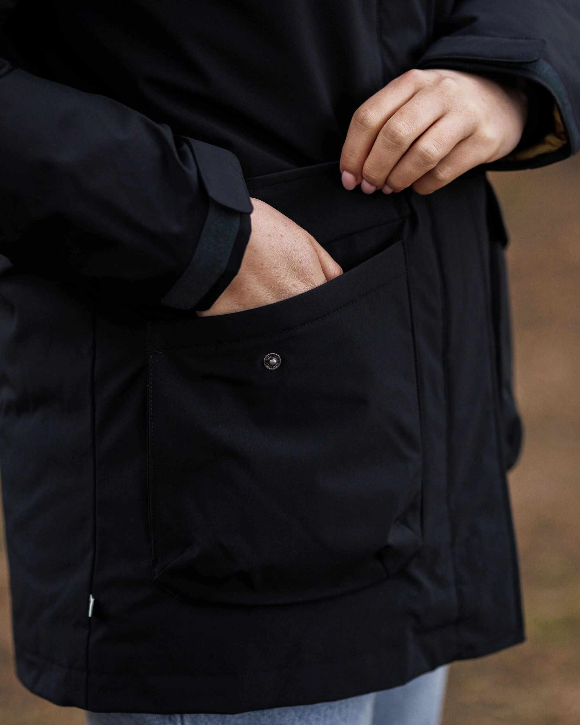 Heat Trapping Layer High Density Weave Alaska Recycled Insulated Parka - Black