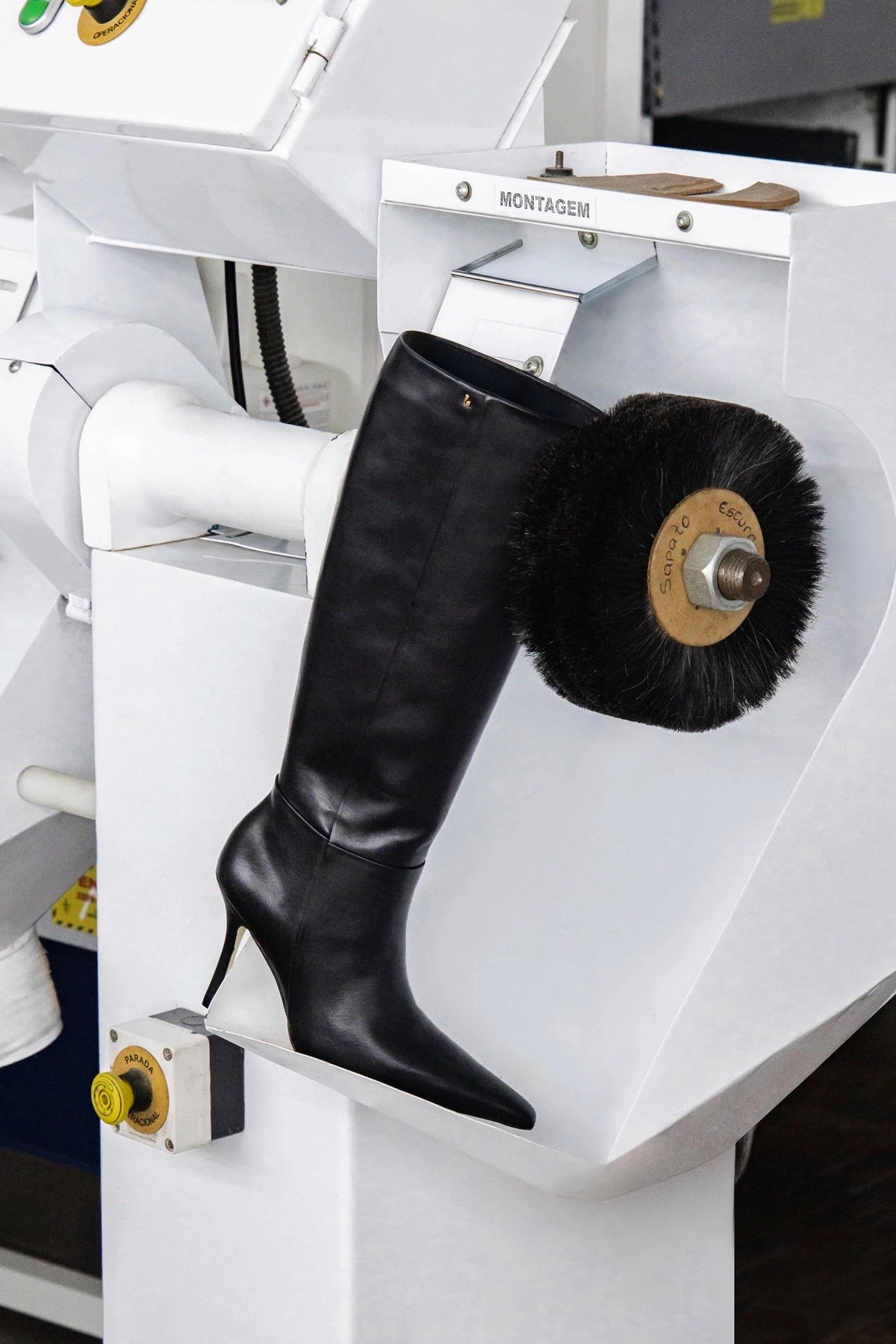 Thermal Lining All Season Carine Boot In Black Leather