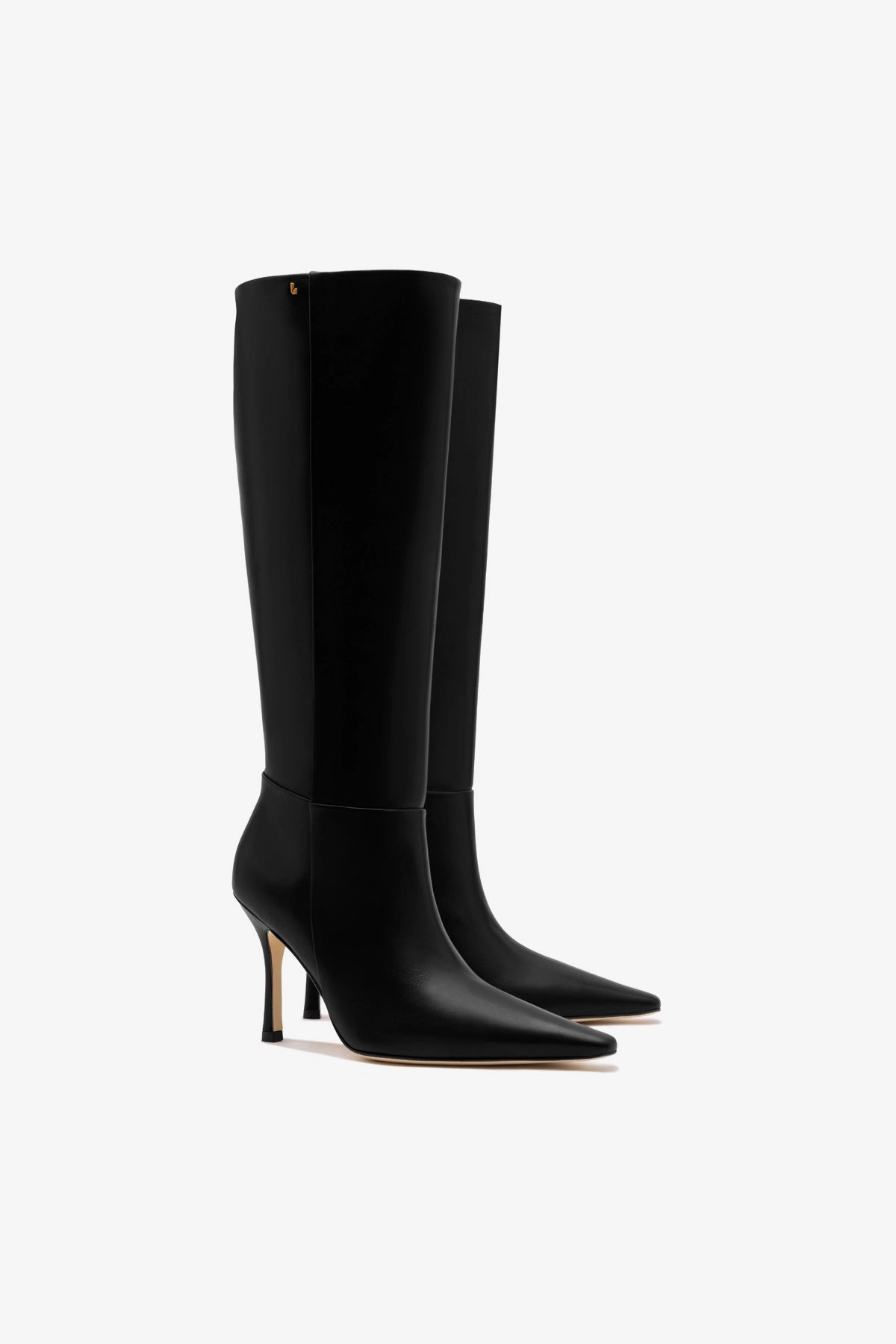 Slip On Style Weekend Fit Carine Boot In Black Leather