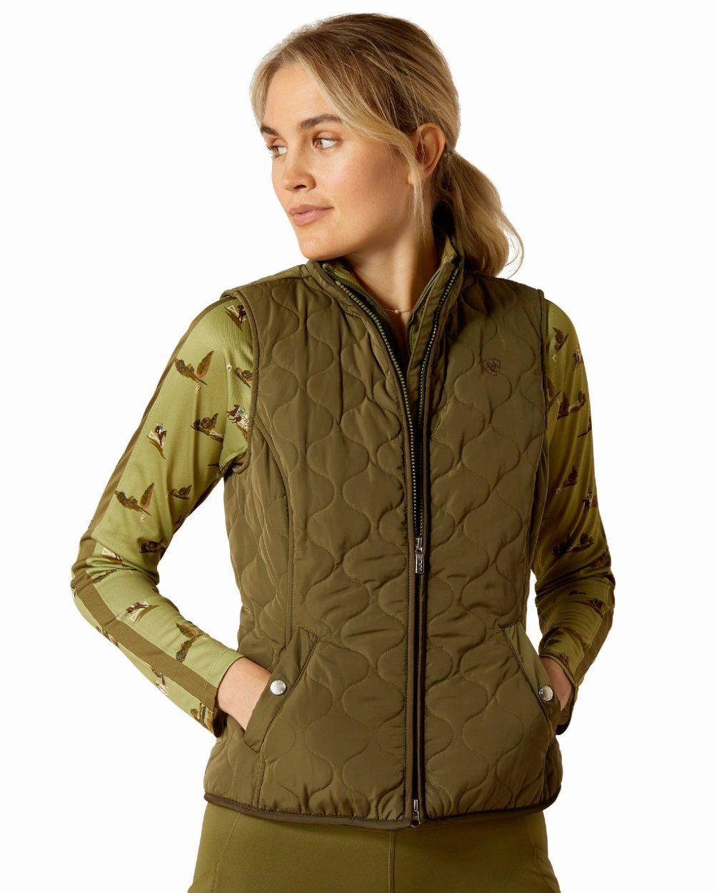 Ergonomic Seams Flexible Articulated Elbows Ariat Womens Ashley 2.0 Insulated Vest
