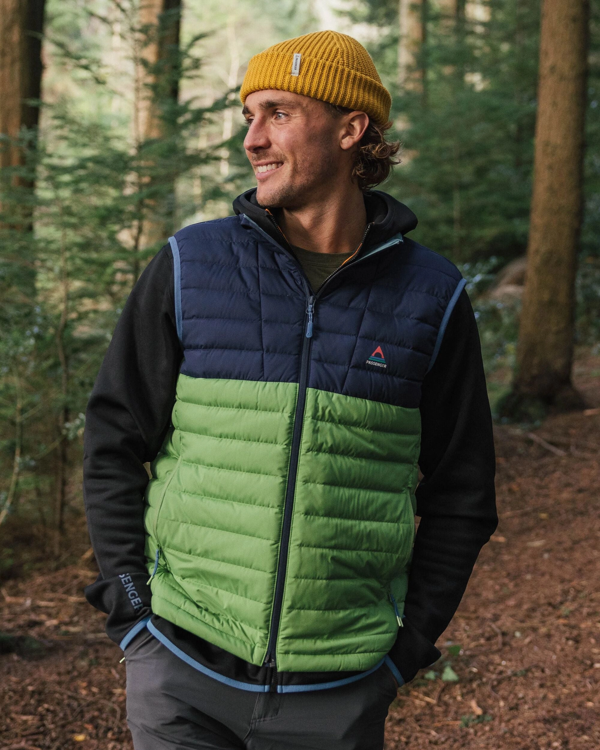 Abrasion Resistant Panels Ashland Down Recycled Gilet - Rich Navy/Pear Green