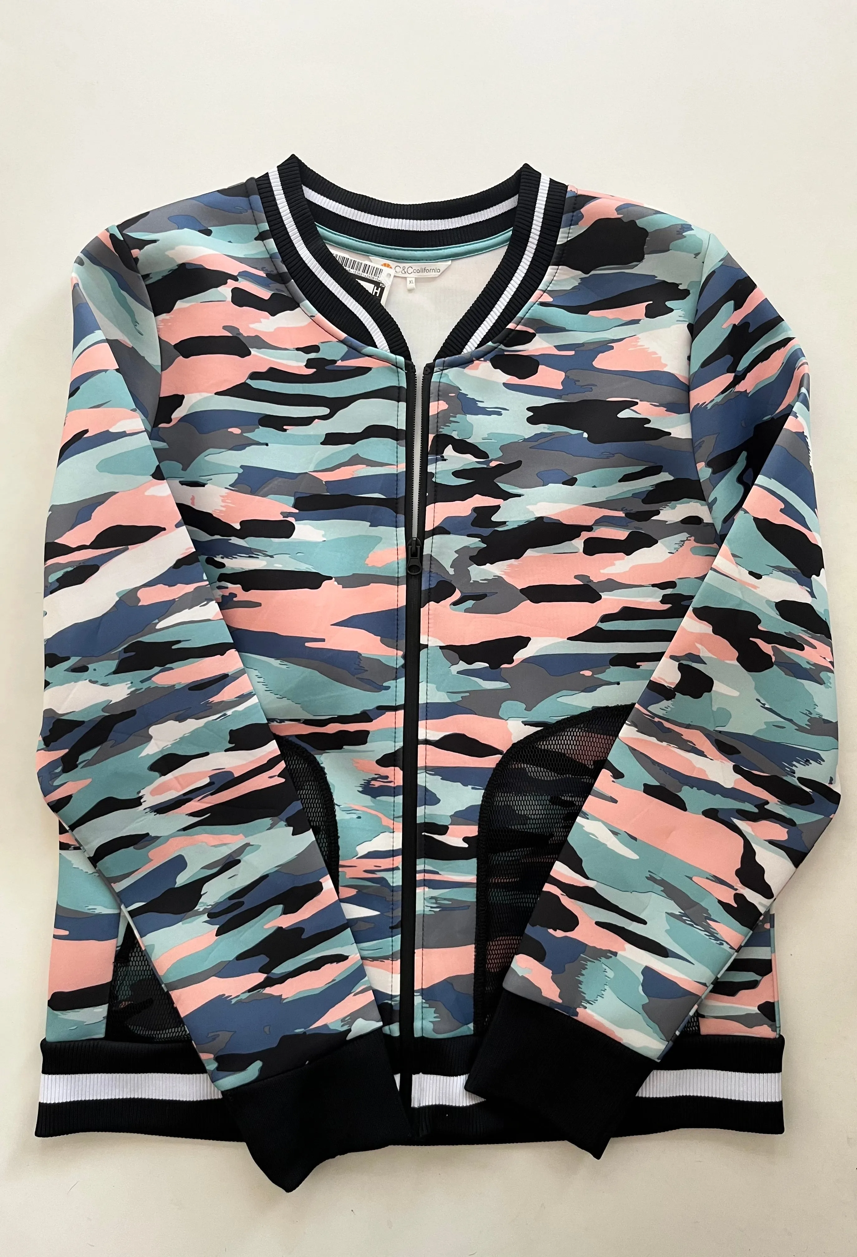 Athletic Jacket By C And C In Multi-colored, Size: Xl Cold Outfit Sleek Casual