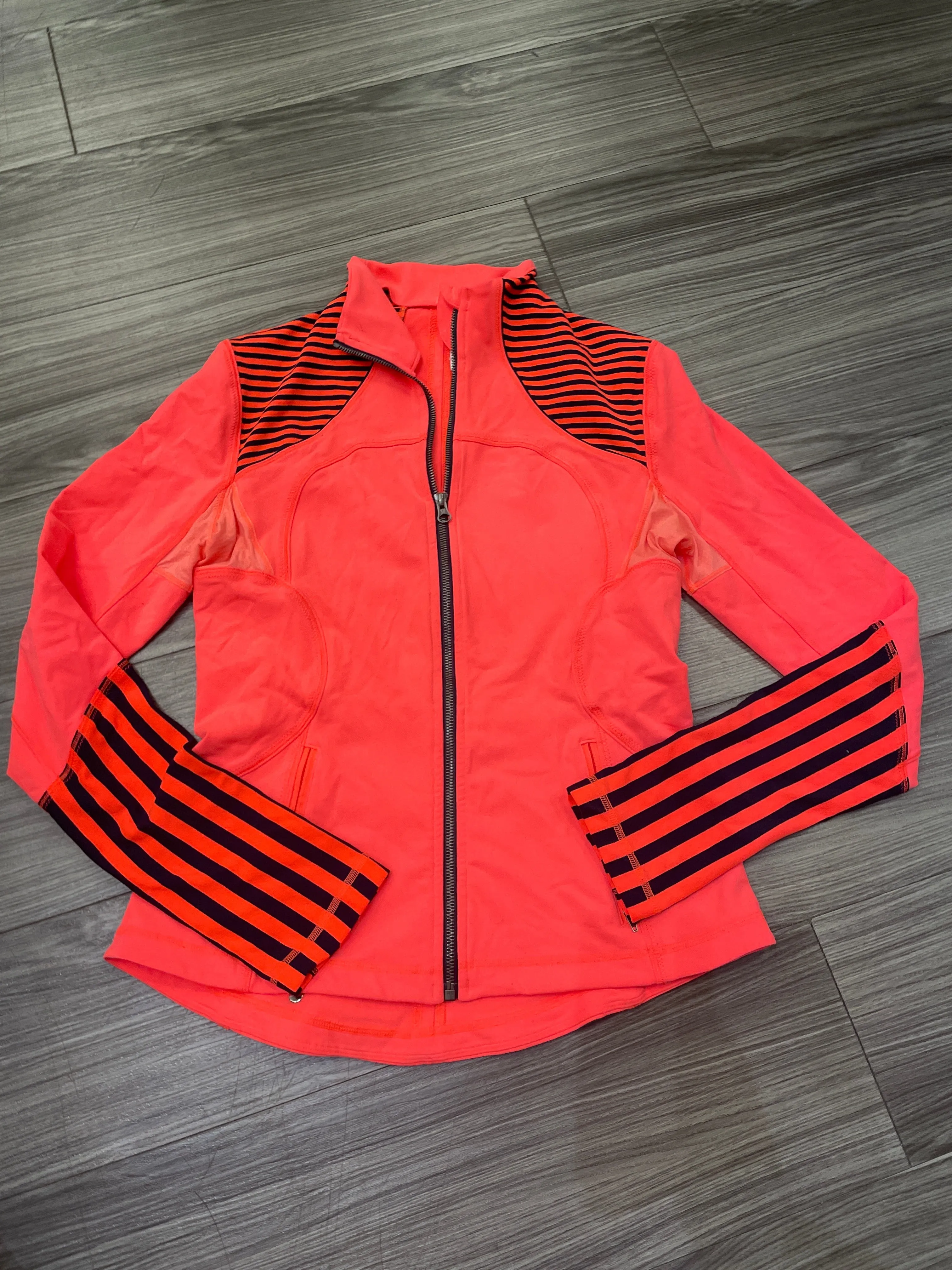 Faux Fur Collar Athletic Jacket By Lululemon In Coral, Size: 10