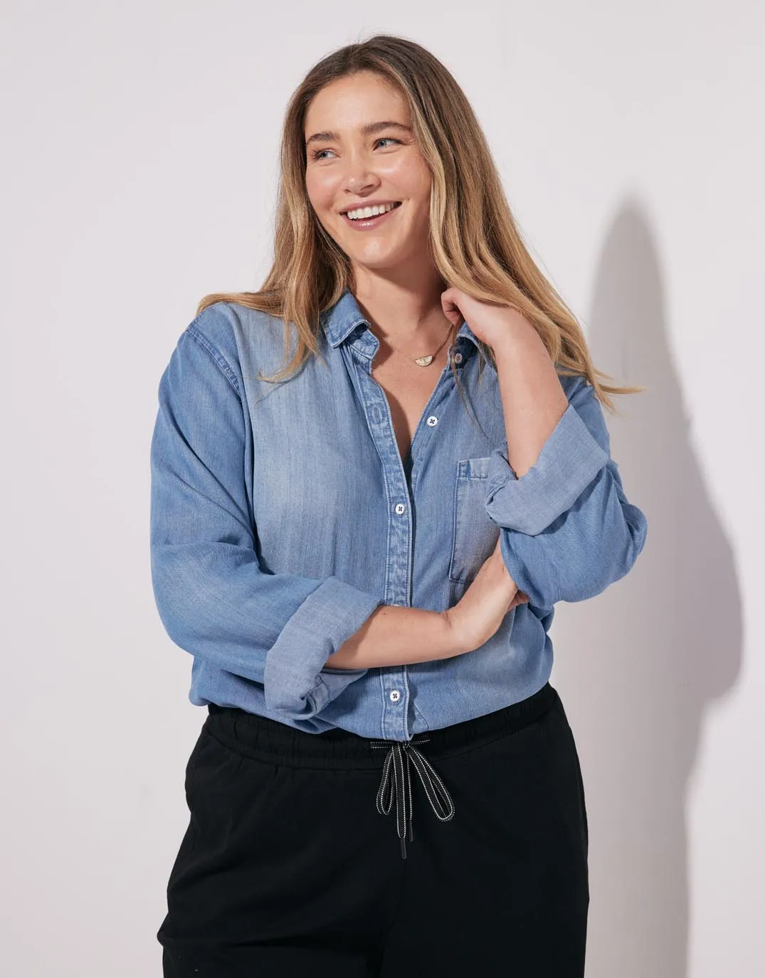 Urban Style Ava Vintage Shirt - Denim