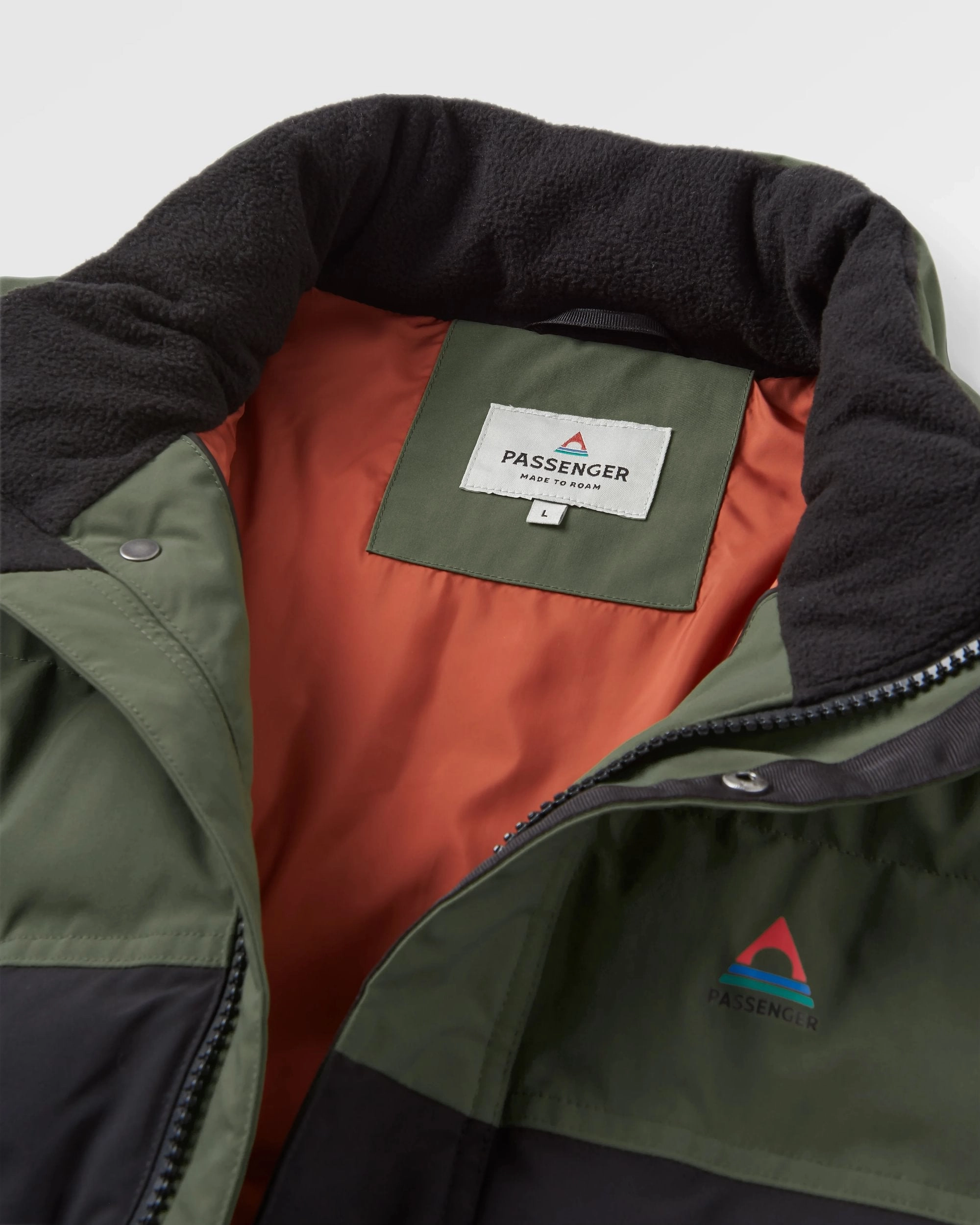 Baltic Recycled Insulated Gilet - Black/Khaki Statement Outerwear