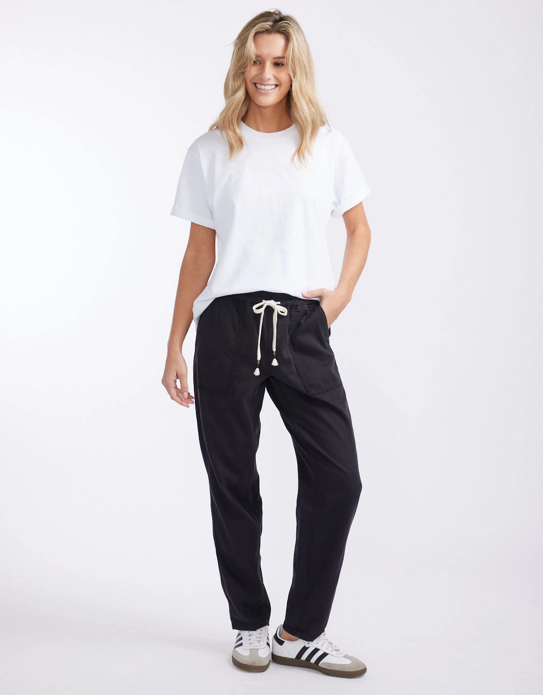 Beach Comber Pant - Black Decorative stitching