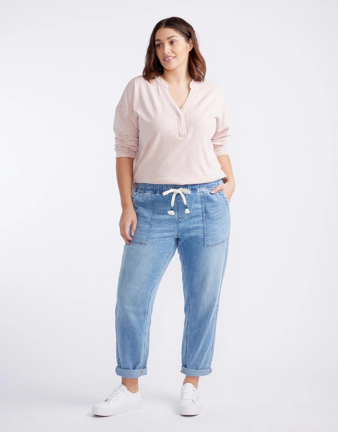 Beach Comber Pant - Mid Wash Moisture Wicking Technology