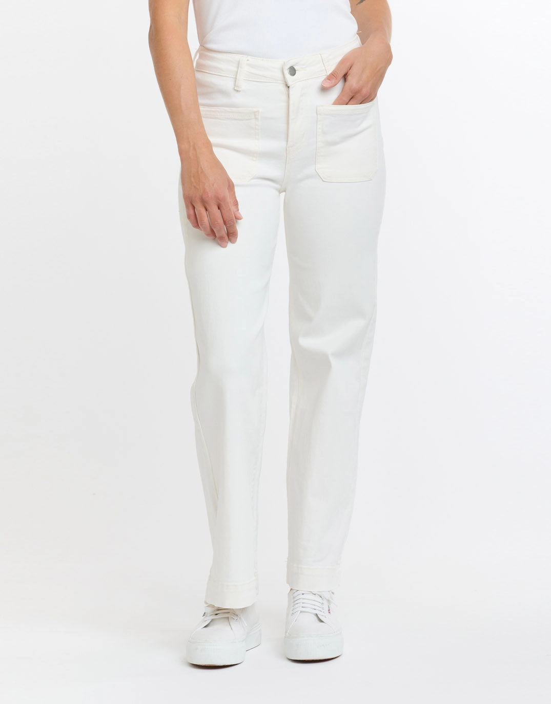 Bobbi 7/8 Denim Jeans - White Cozy Vibe Essential Wear