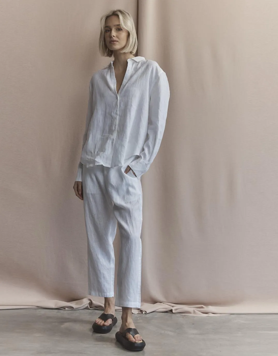 Flexible Movement Katie Linen Shirt - White