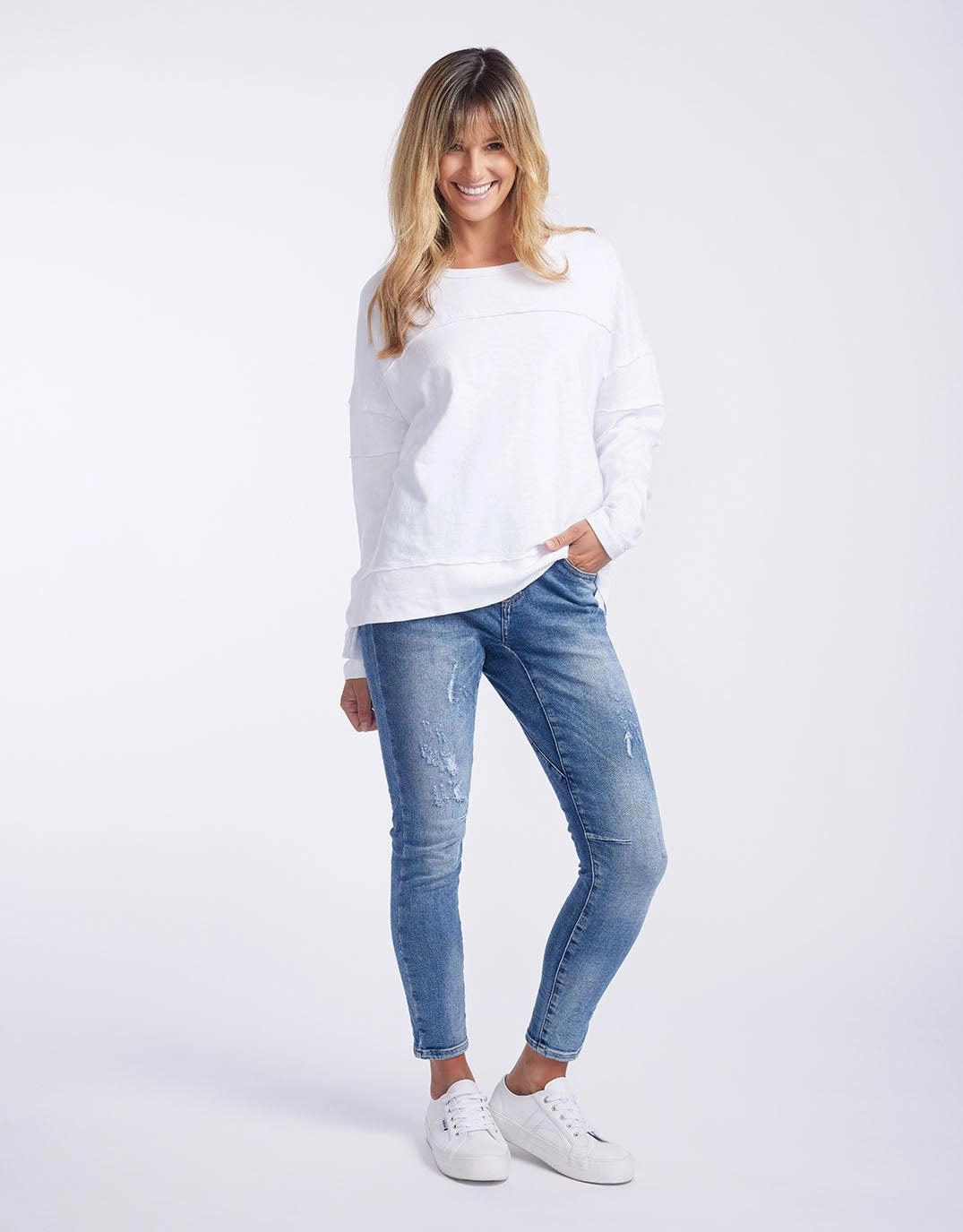 Durable Style Flexible Neckline Jayne Throw On Top - White