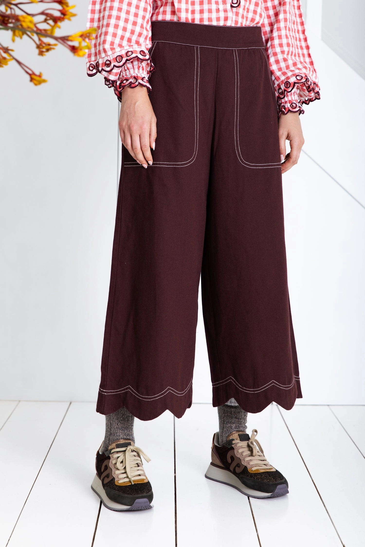 Bonte Aide Trousers in Chocolate FadeResistant Cozy And Stylish