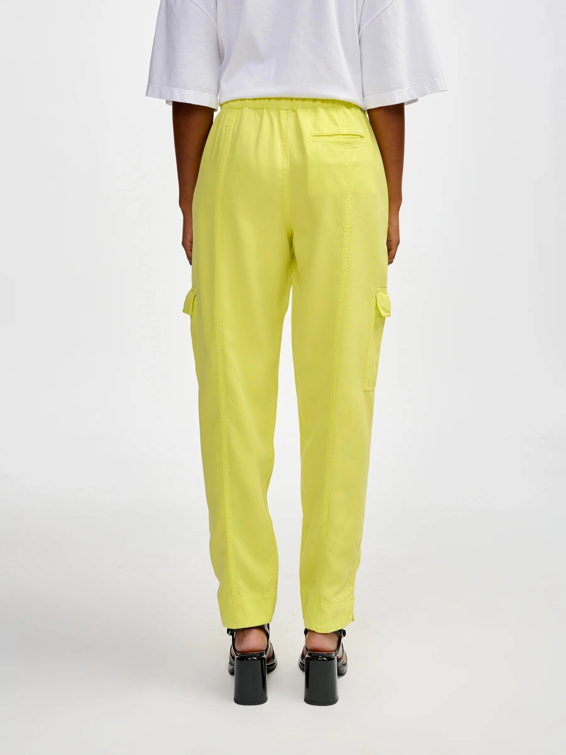Breathable Motion BR Kunz Trousers in Illuminating