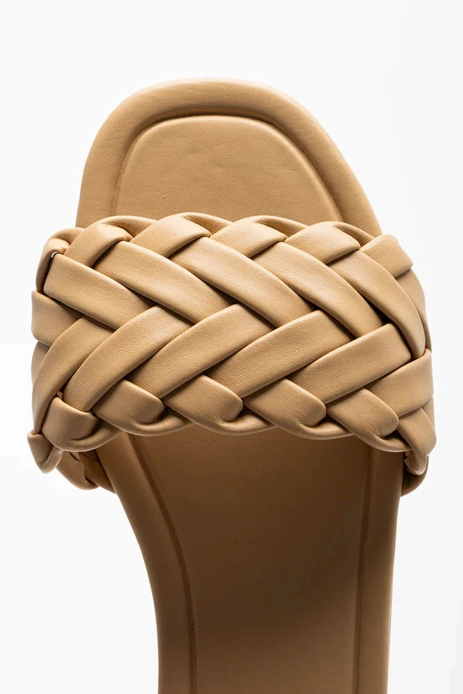 Summer Glow Reinforced toe Braided Mule Sandal Natural