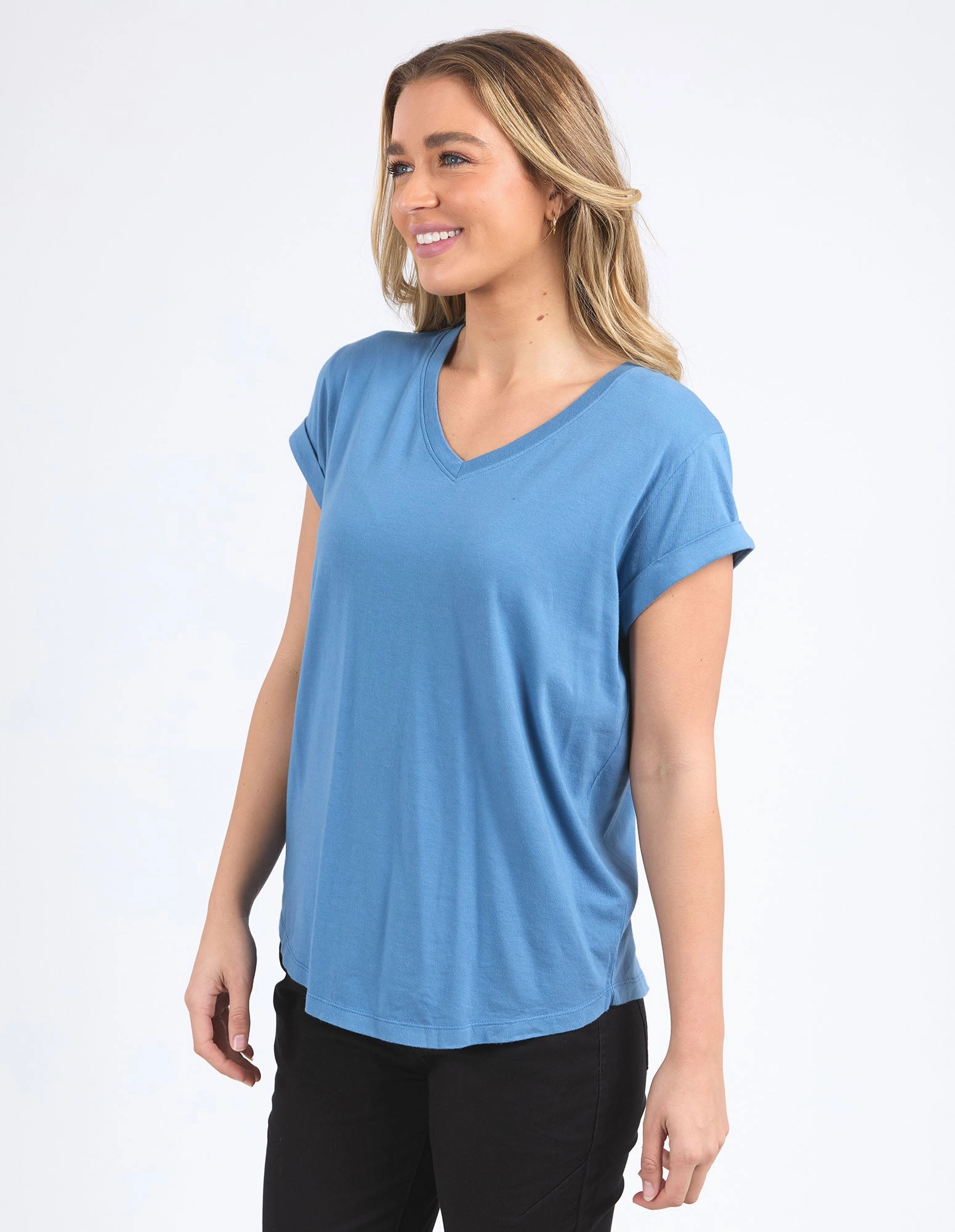 Manly Vee Tee - Coronet Blue Stylish Fit