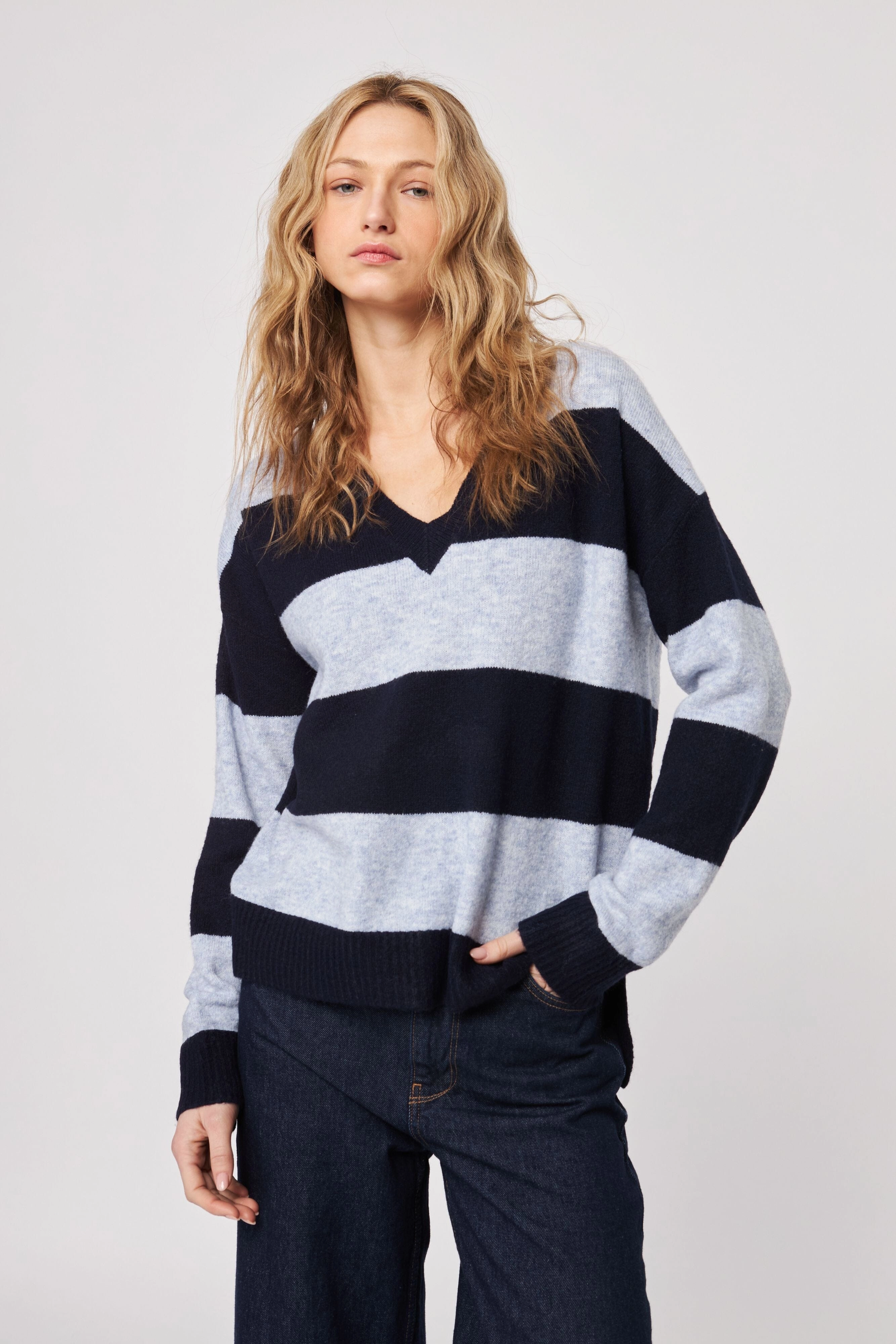 Stretch Fabric JOHN   JENN | Hadley Sweater - Midnight Window