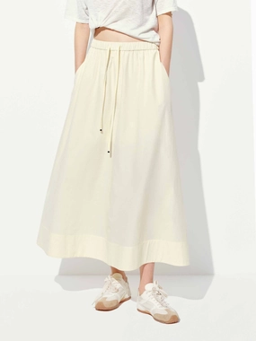 Elasticated Waistband Midi Skirt Tonal Layering Lifestyle Look