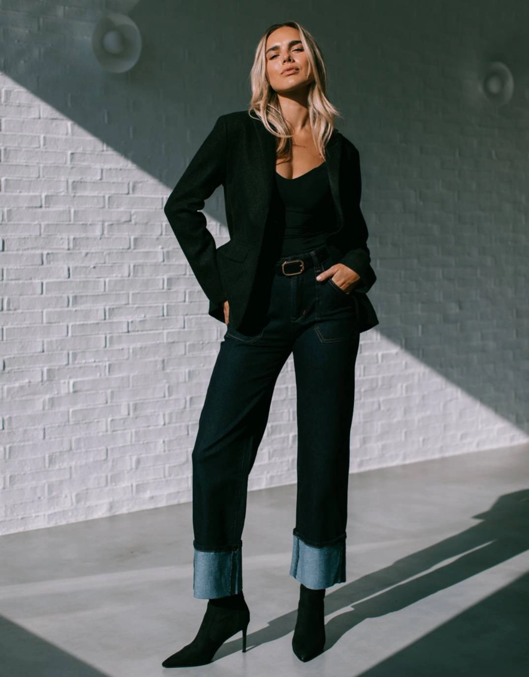 Stylish Daily Fit Casual City Camryn Tailored Soho Blazer - Black