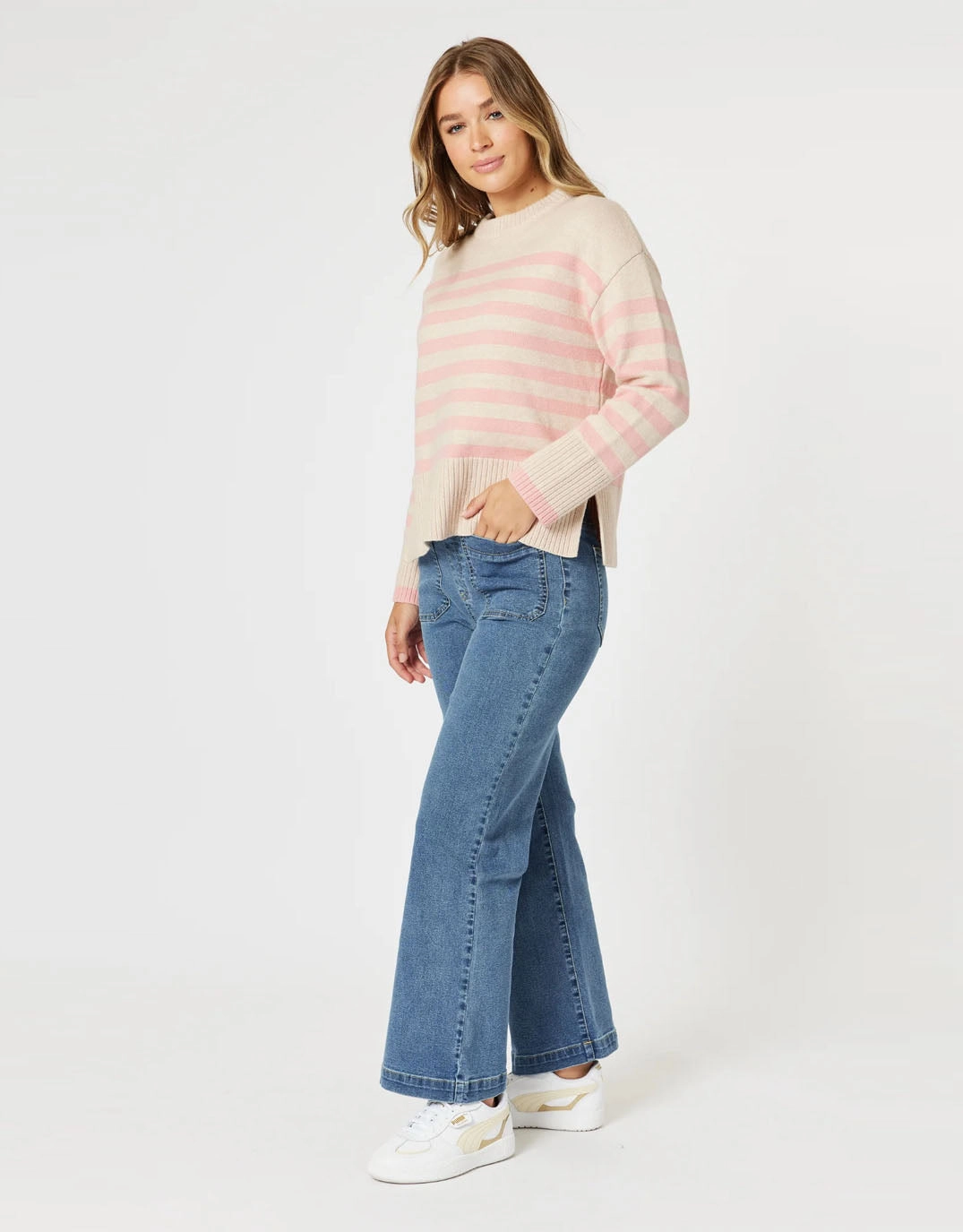 Premium Professional Wear Unisex Wear Street Fashion Trend Setter Holiday Vibes Carpenter Stretch Leg Jean - Washed Denim