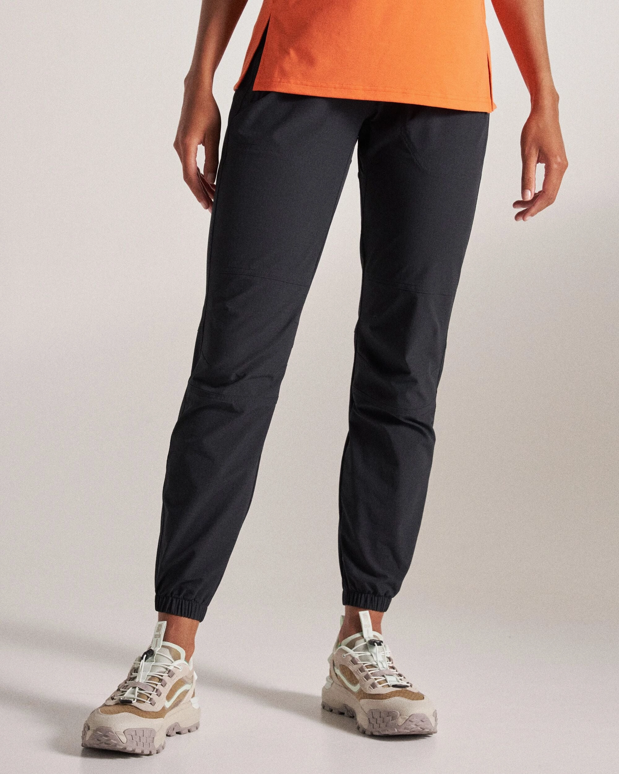 Breath Fit hypoallergenic Sandstone Recycled Active Trail Jogger - Black