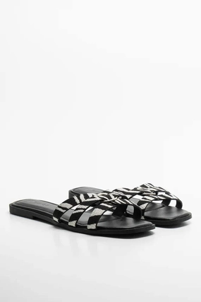 Circle Trim Sandal Black & White Free Movement