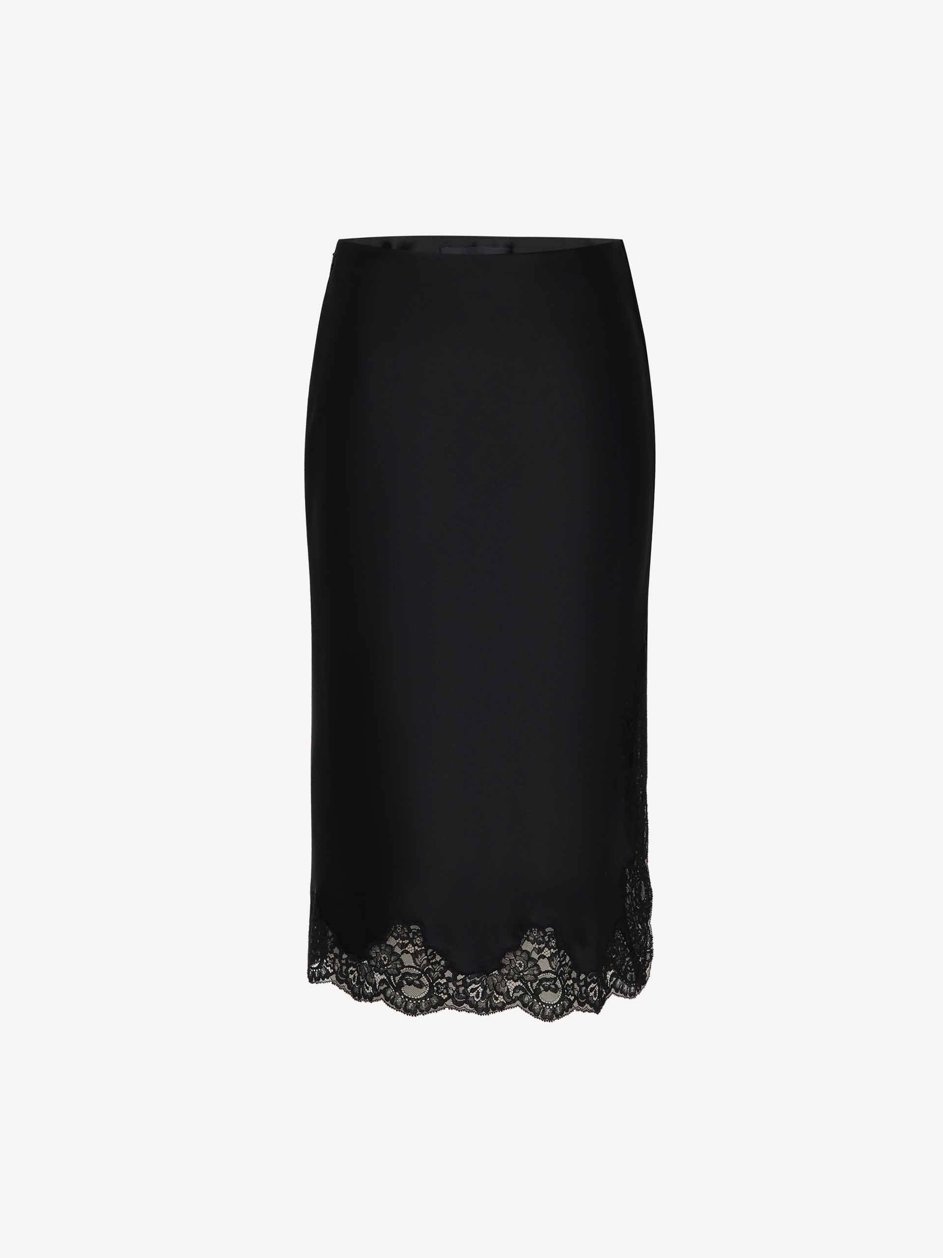 Lightweight Lining Fashion Detail Lace Hem Satin Skirt
