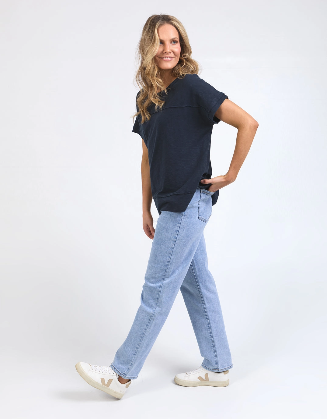 Linen blend Allison Tee - Dark Sapphire
