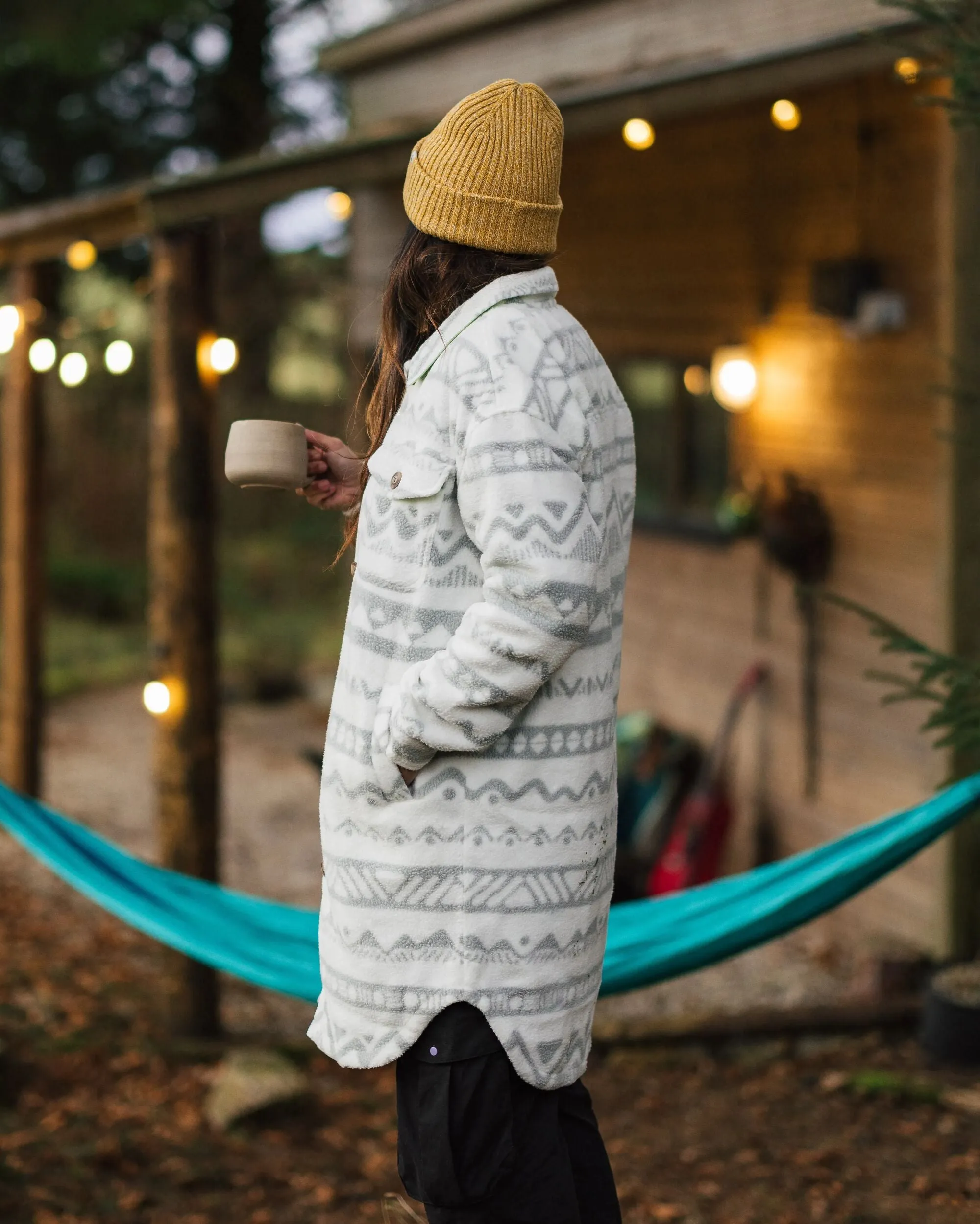 Urban Fashion Checkered Look Cloudy 2.0 Recycled Sherpa Fleece Shirt - Mountain Geo Vintage White