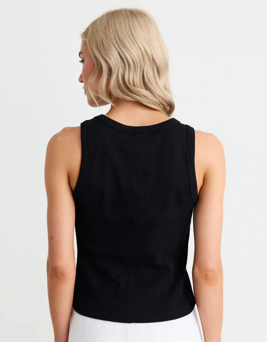 Slip Resistant Trim Cobble Rib Cutaway Tank - Black