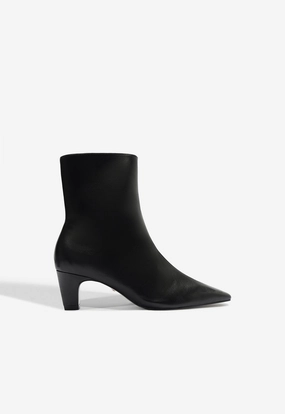 Dellia Bootie Soft Touch Comfortable Movement