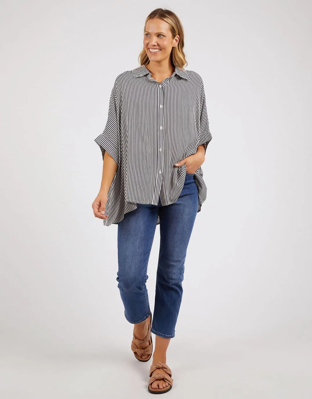 Ventilated Back Luna Shirt - Navy
