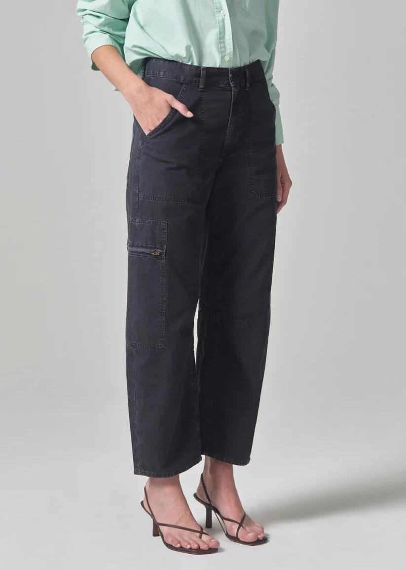 Versatile staple Citizens of Humanity Marcelle Cargo in Washed Black