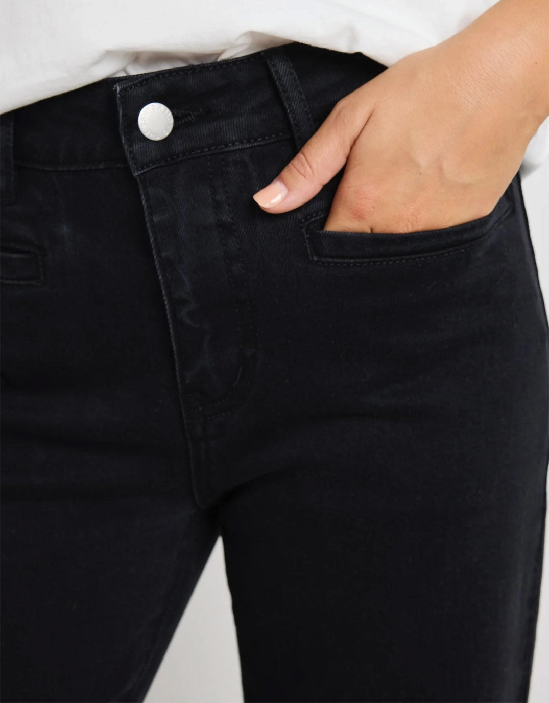 Comfy Wear Fit and Comfort Concert Mid Rise Wide Leg Pocket Jean - Black