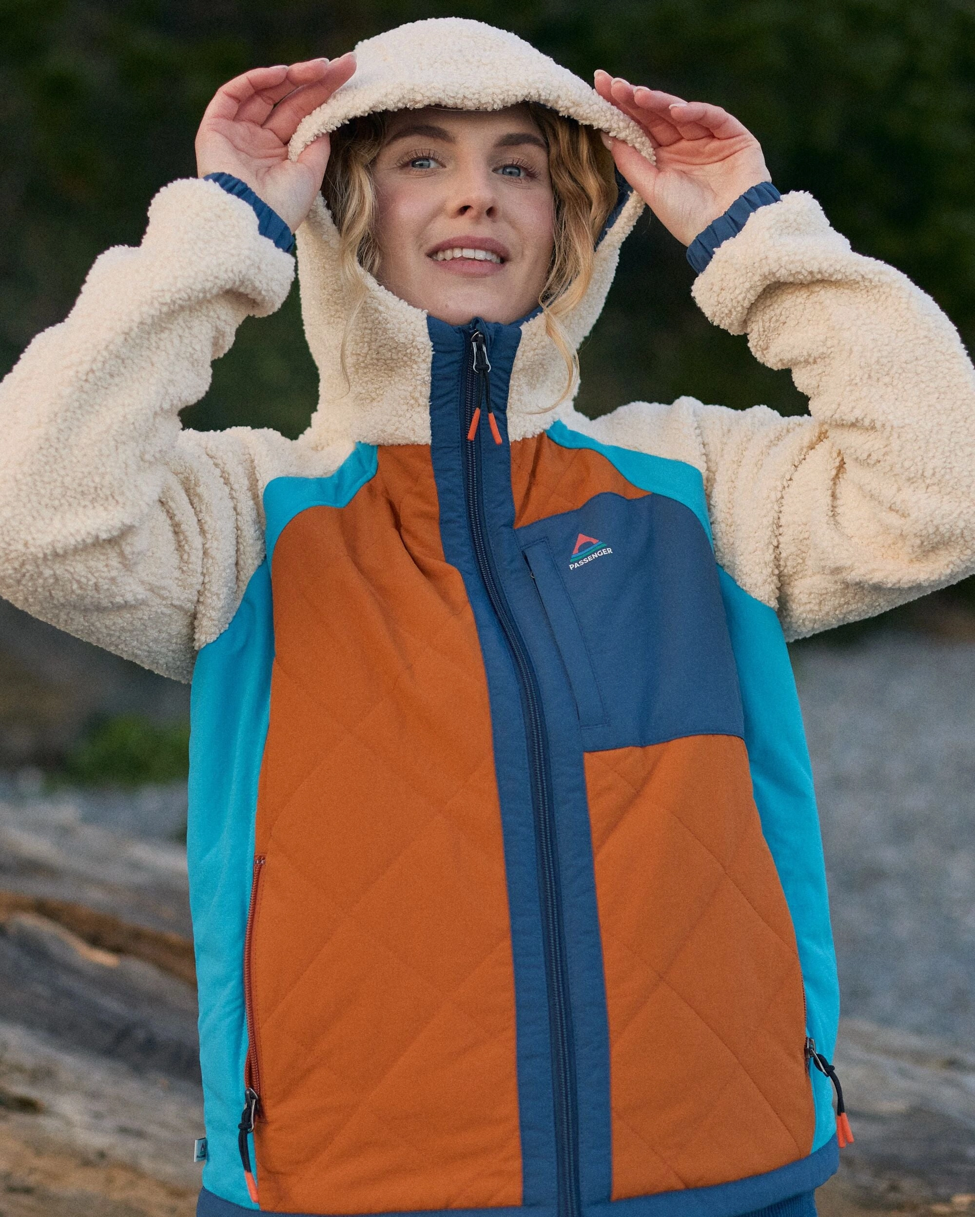 Anti Static Inner Layer Green Material Lara Quilted Jacket - Oat/Sunset Orange