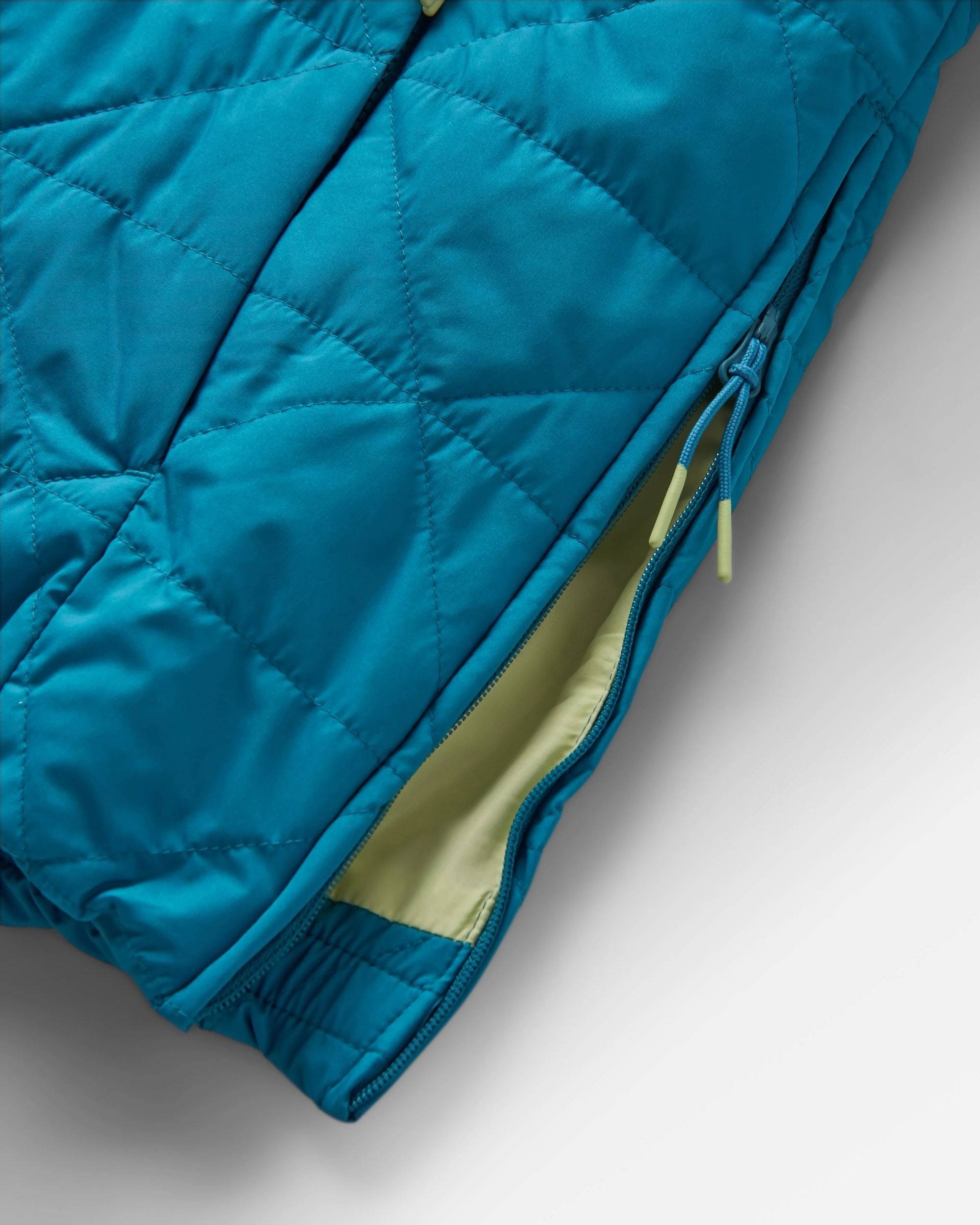 Trace Recycled Thermore? Insulated Jacket - Greenlake Universal Fit Framework Soft Shell Material