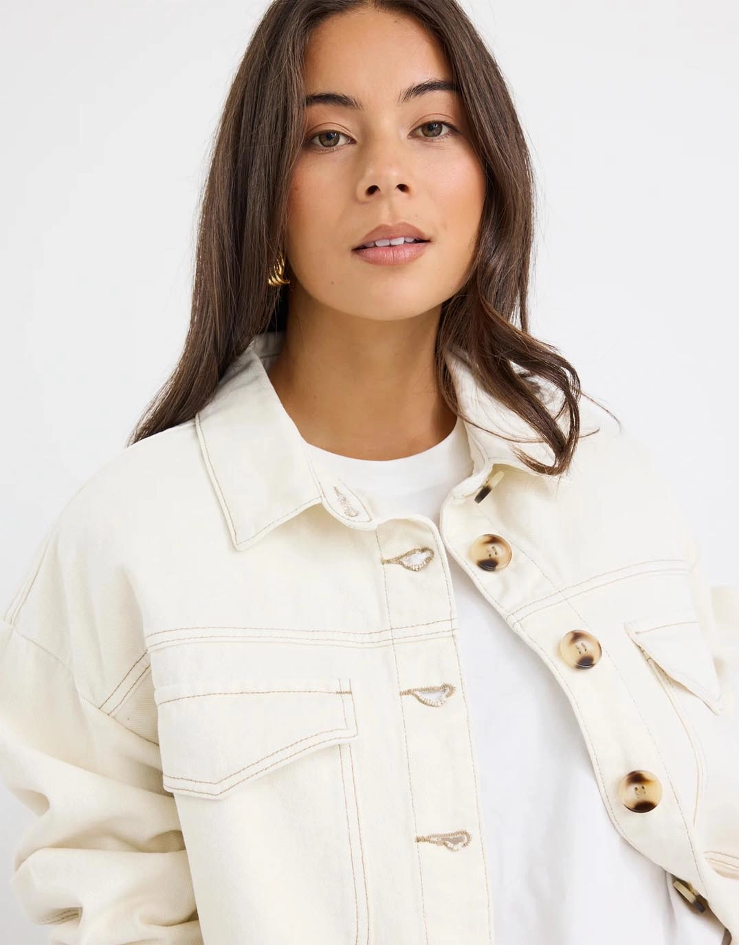CompressionPackableFabric ErgonomicCut Echo Patch Pocket Denim Jacket - Ecru