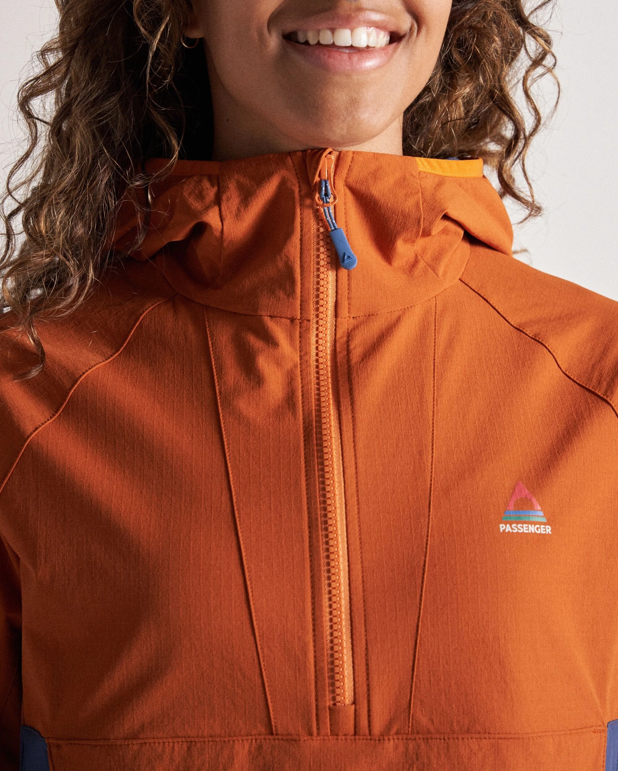 Ocean Light Recycled Softshell Anorak - Dark Denim/Sunset Orange SeamSealed Edges