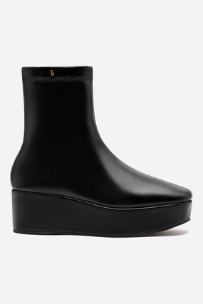 Dani Flatform Boot In Black Leather All Weather Rough Terrain