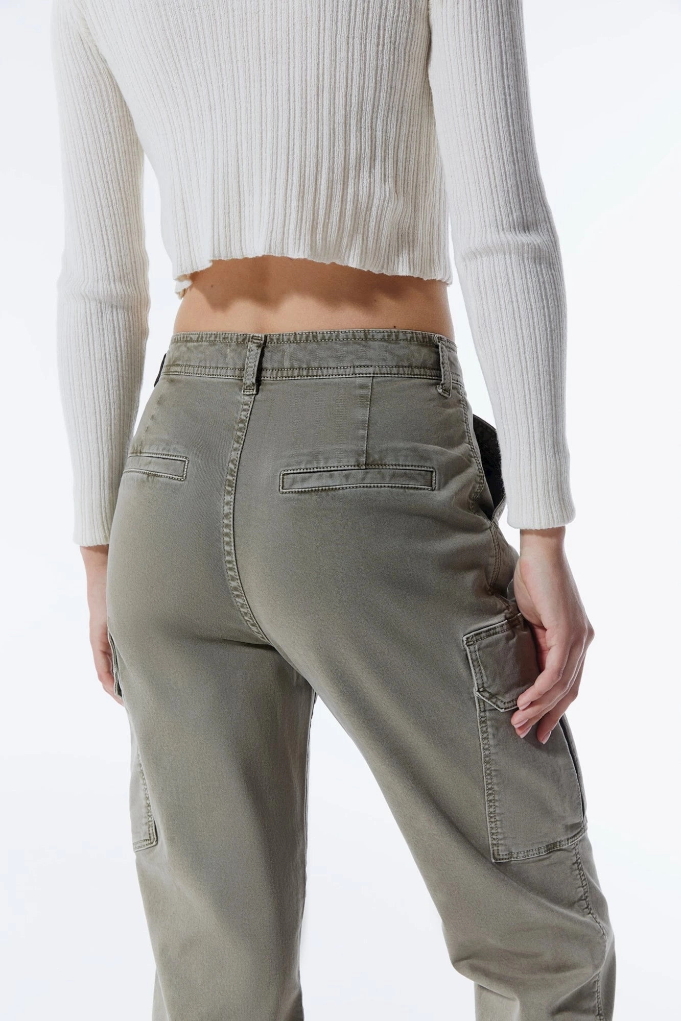 Relaxed fit wear Daphne - Cargo Pant -Khaki - L30
