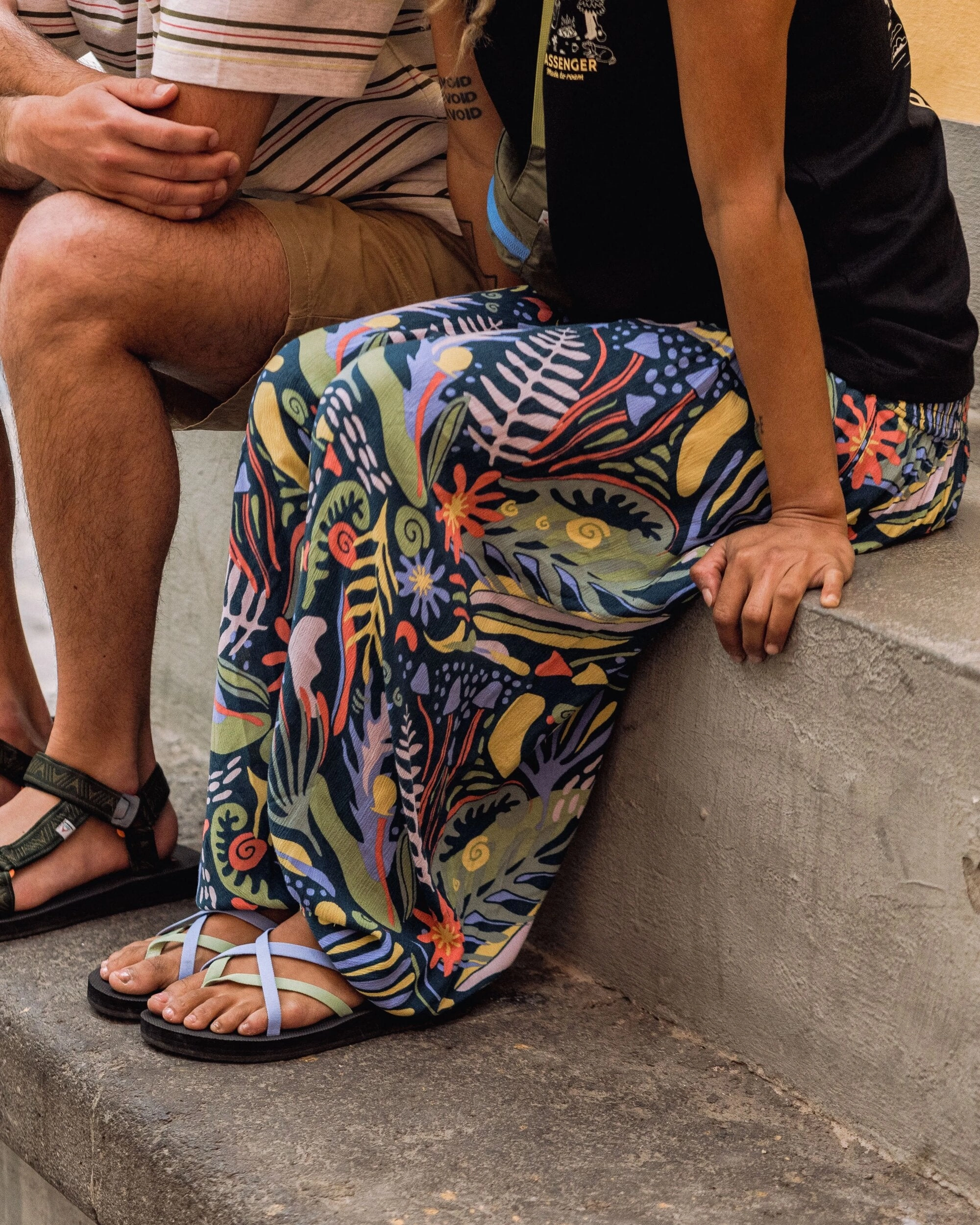 Sport Flex Comfy Shape Daylily Loose Trouser - Abstract Seaweed Tidal Blue