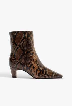 Dellia Casual Bootie Shock Absorbing Morning Walk
