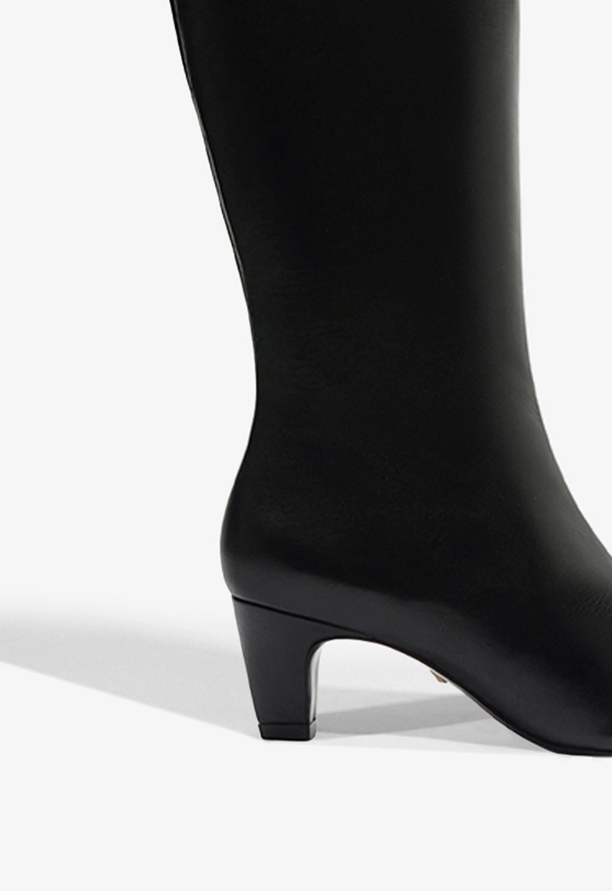 Dellia Up Boot Chic Style