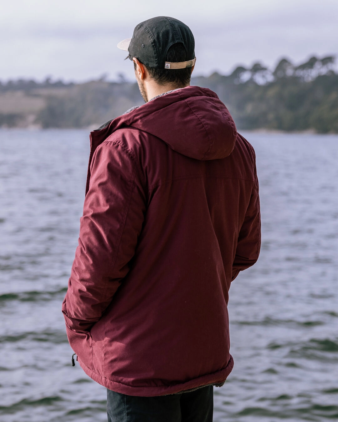 Subtle Color Tone Cold Ready Look Discover Recycled Sherpa Lined Jacket - Wine