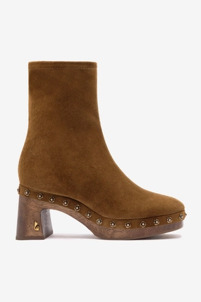 Stable Structure Dolly Low Wooden In Russet Suede